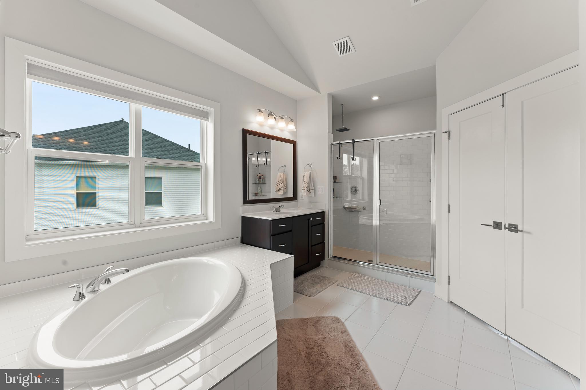 HUNTINGDON VALLEY - Residential