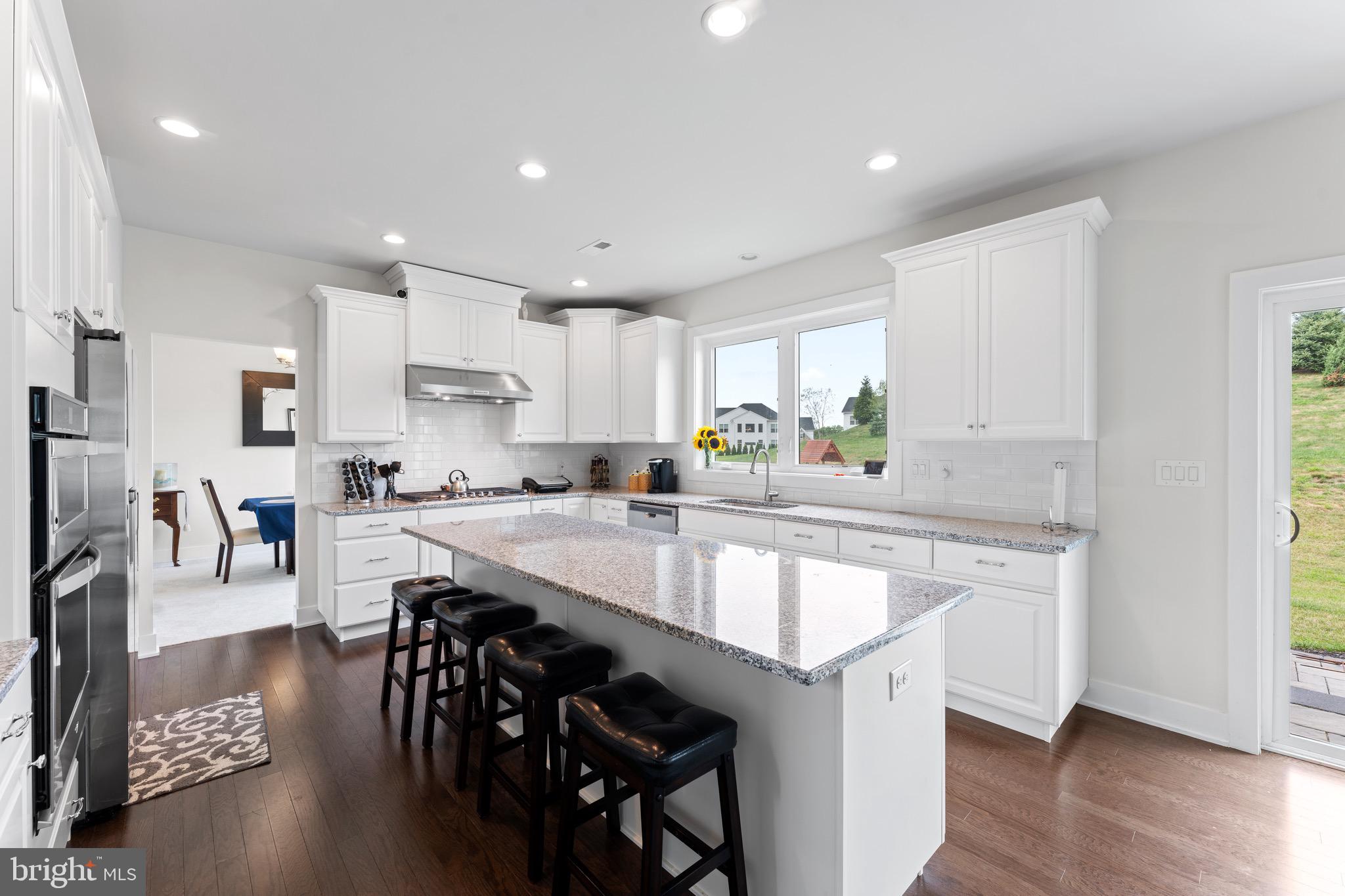 HUNTINGDON VALLEY - Residential