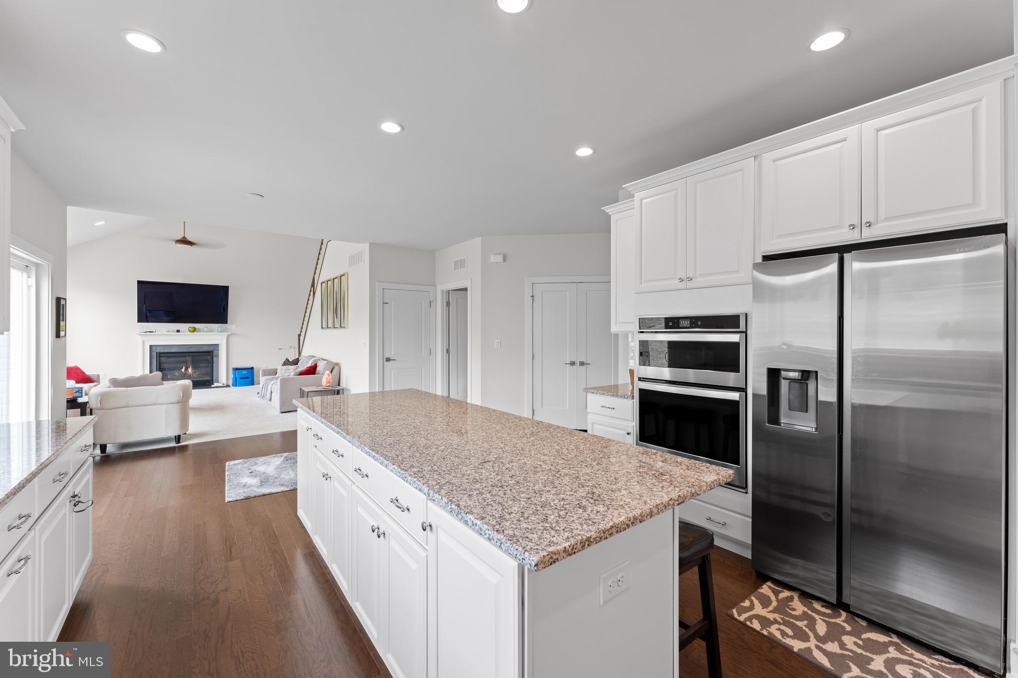 HUNTINGDON VALLEY - Residential