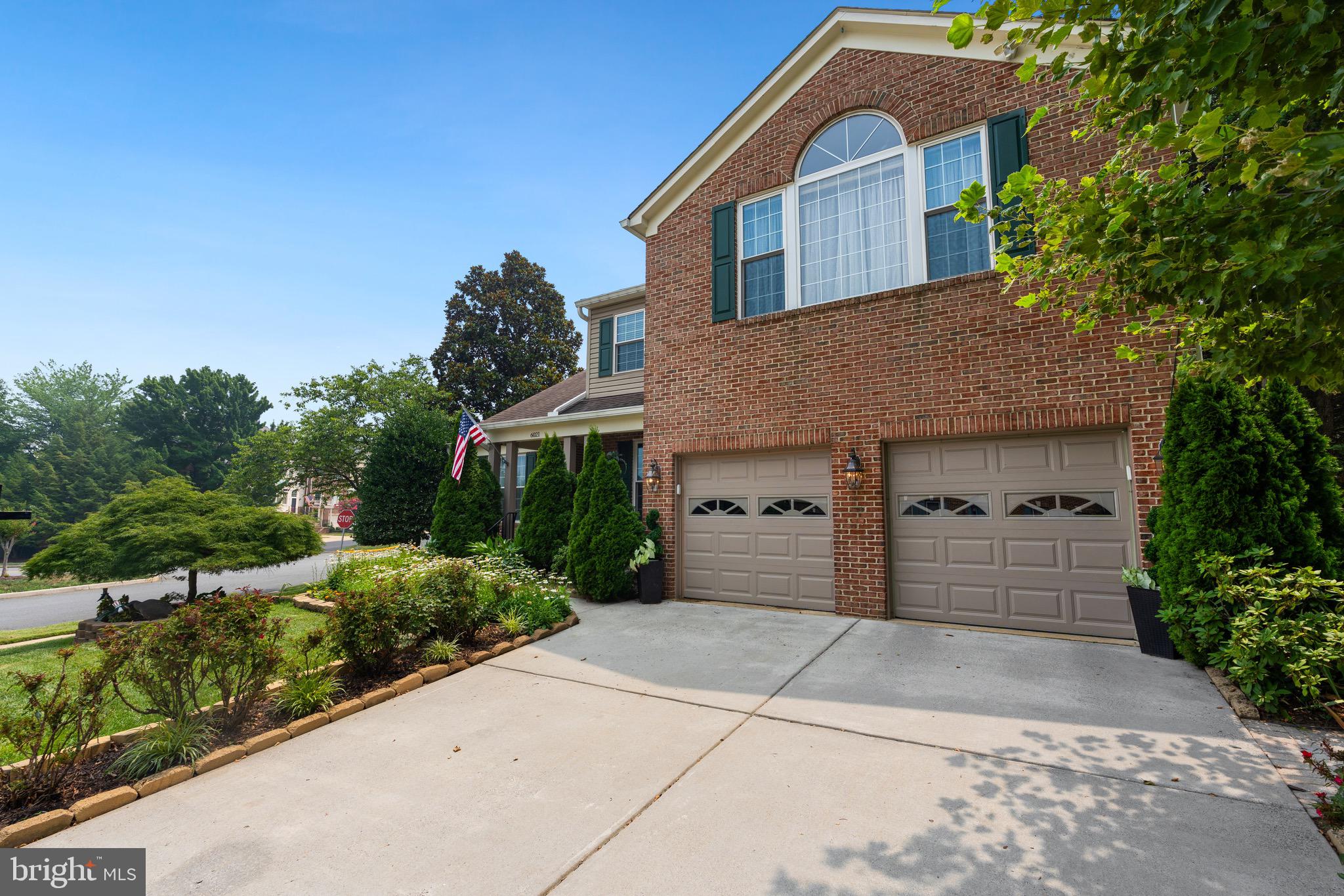 6021 WOODLAKE LANE