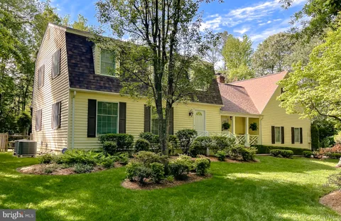 23144 Crestwood Lane, California, MD MLS: MDSM2024866