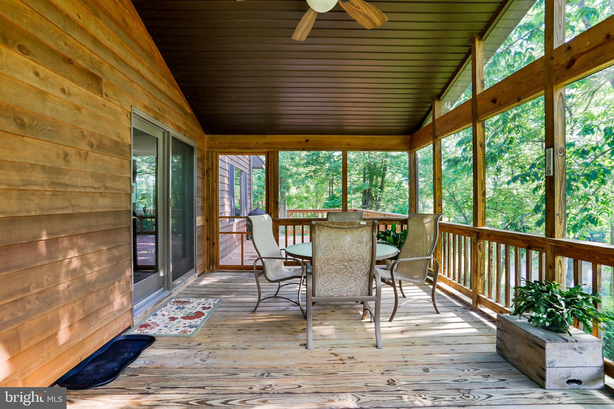 RIVER RIDGE - Residential