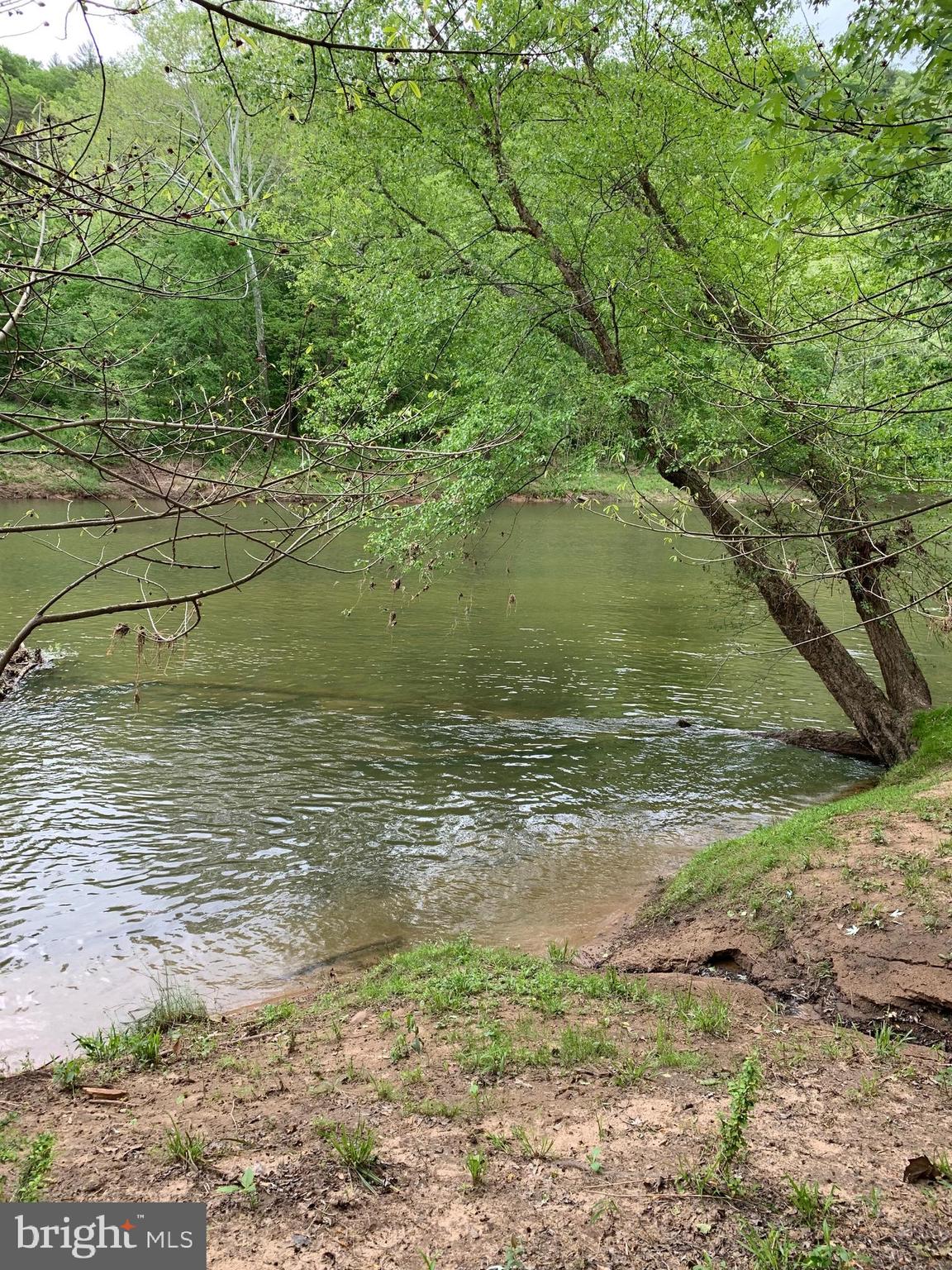 RIVER RIDGE - Residential