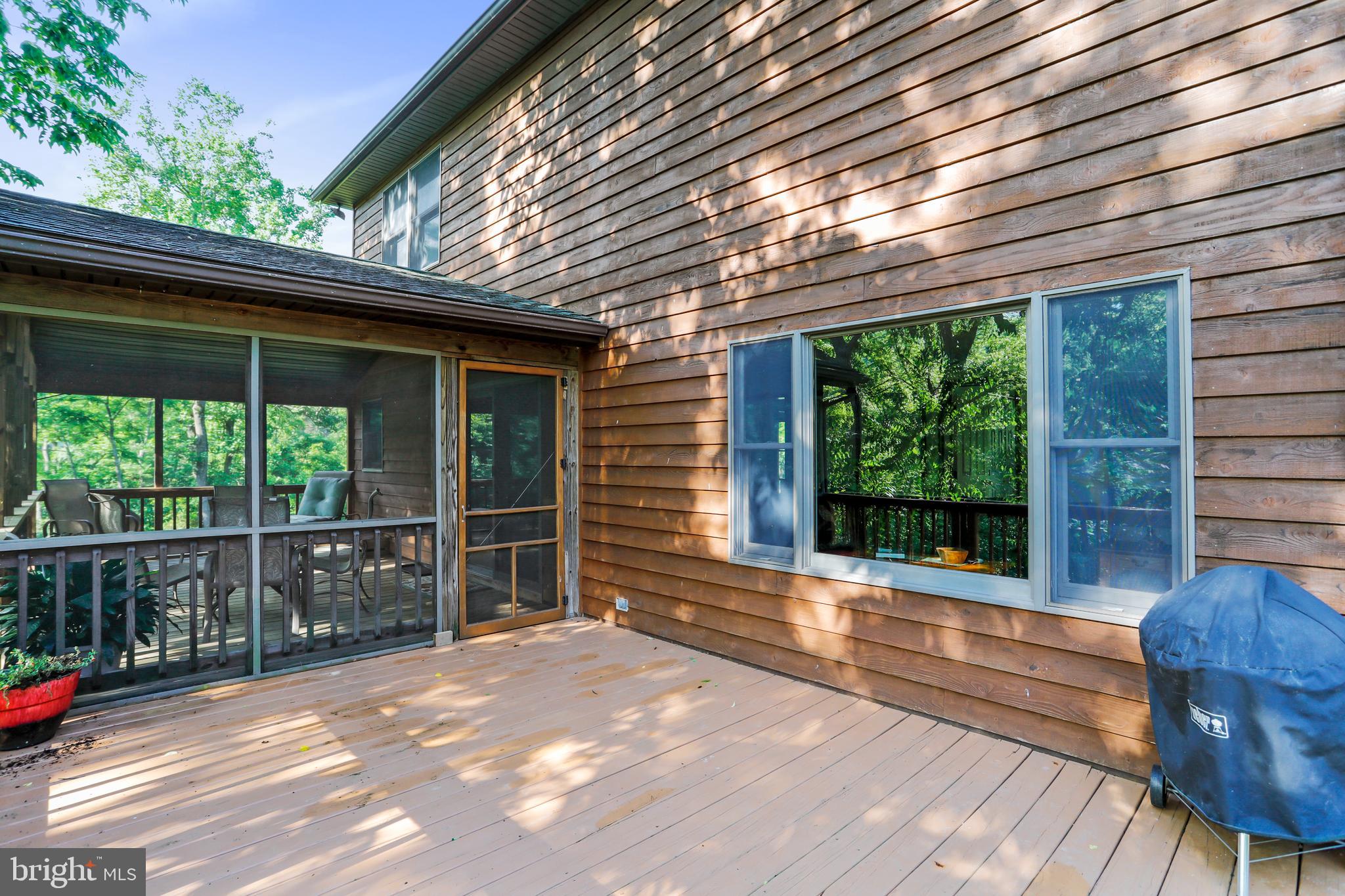 RIVER RIDGE - Residential