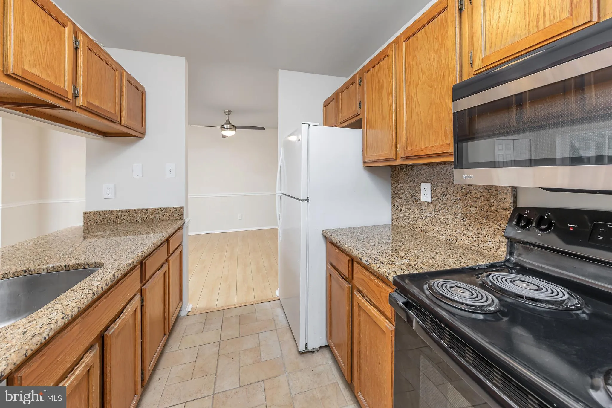 Cherry Hill, New Jersey 08003, United States, 2 Bedrooms Bedrooms, ,2 BathroomsBathrooms,Residential,Active,250473