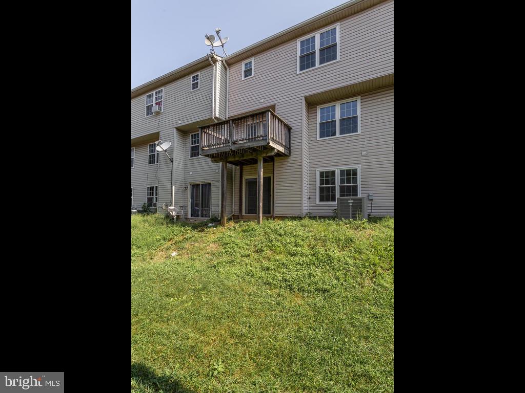 ANNAPOLIS WALK - Residential