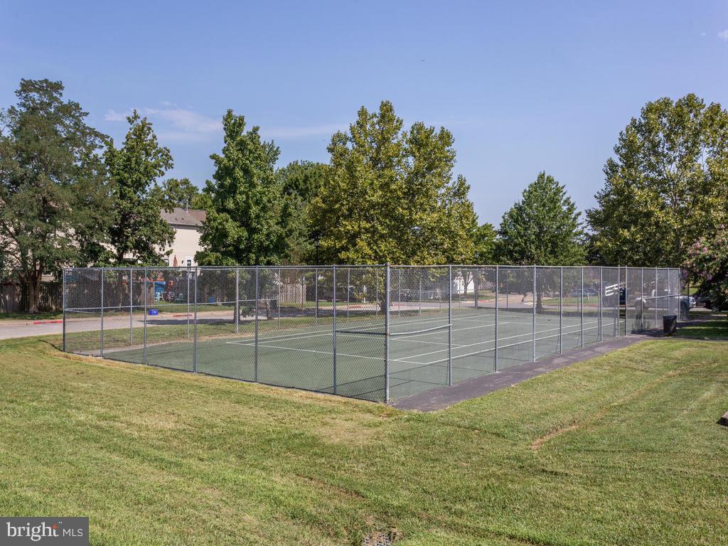 ANNAPOLIS WALK - Residential