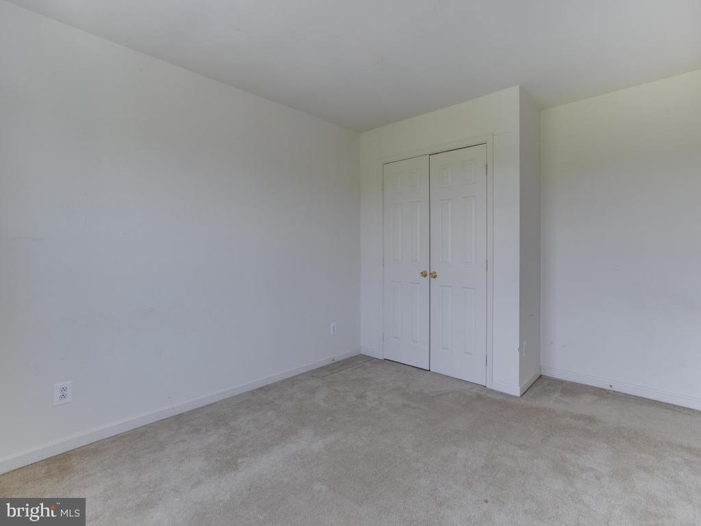 ANNAPOLIS WALK - Residential