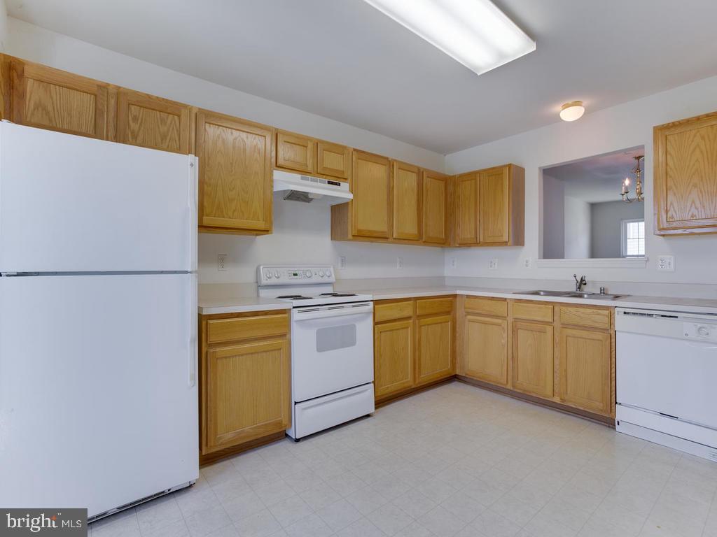 ANNAPOLIS WALK - Residential