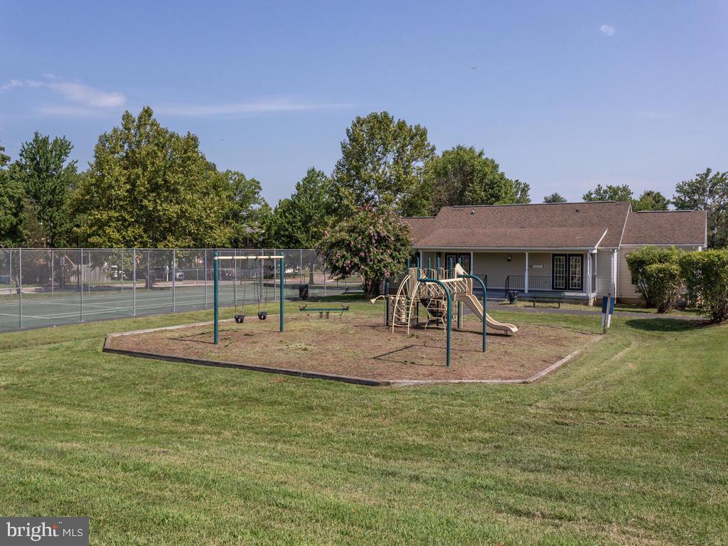 ANNAPOLIS WALK - Residential