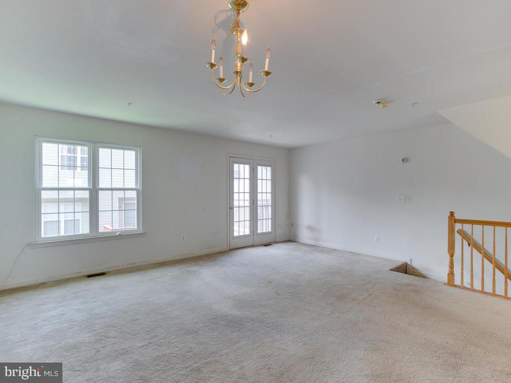 ANNAPOLIS WALK - Residential