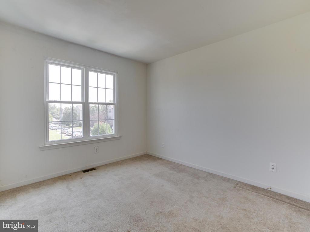 ANNAPOLIS WALK - Residential