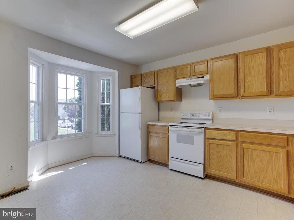 ANNAPOLIS WALK - Residential