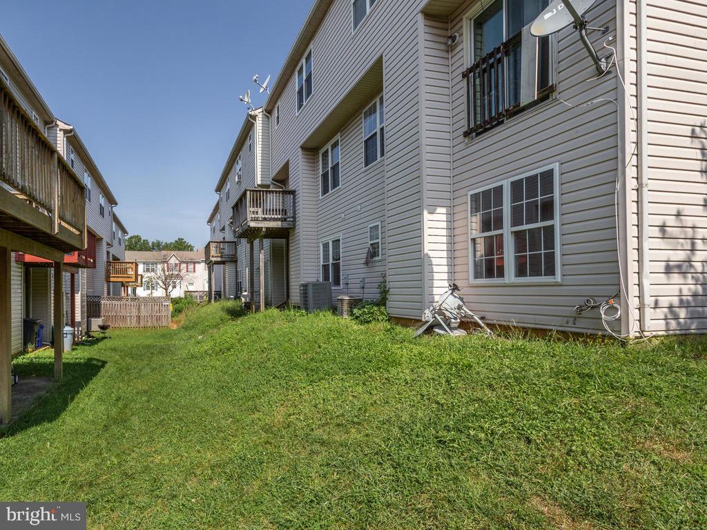 ANNAPOLIS WALK - Residential