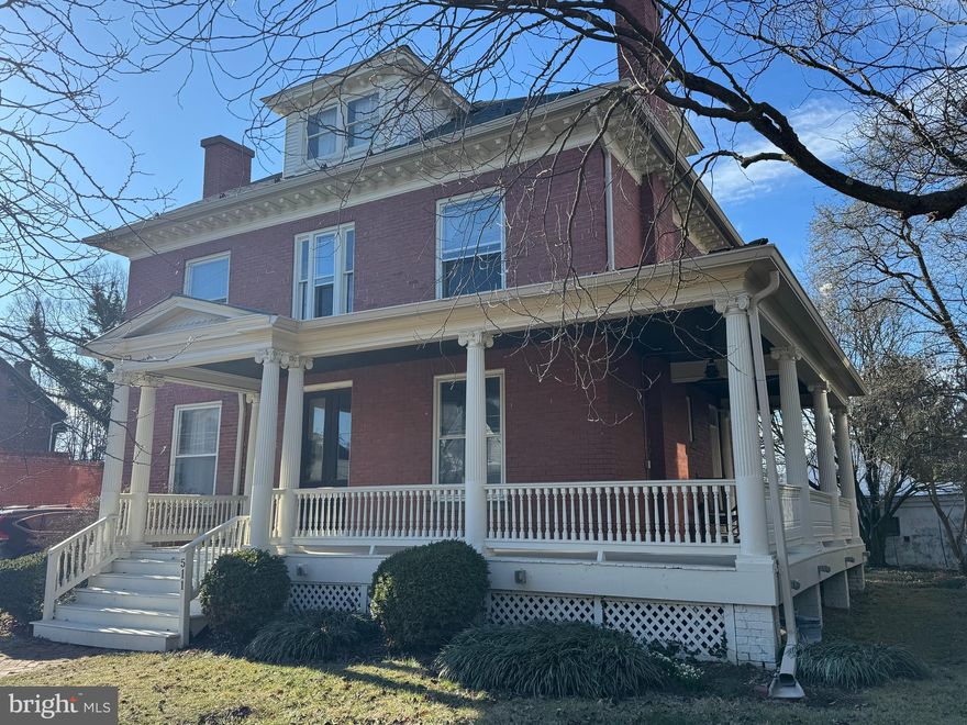 Welcome to 511 W. Burke St., a captivating five-bedroom residence that beautifully blends historic charm with modern conveniences. This meticulously maintained home offers an array of stunning features, including refinished pine floors throughout, antique fixtures, and spacious living areas, making it the perfect haven for families and entertainers alike.

 **First Floor:** Step into the grandeur of the entrance foyer, featuring an 8-foot glass entryway door that opens into a spacious main foyer. The first floor impresses with 10-foot ceilings adorned with three-piece crown molding, highlighting the formal living room with a stunning stained glass window and a cozy fireplace. The parlor also includes a fireplace and a full bath with a bathtub, providing versatile living options. The elegant formal dining room is enhanced by an original stained glass window and includes a built-in china cabinet with drawers below. 
The gourmet deli kitchen is a chef’s delight, showcasing custom cabinetry, granite countertops, and essential modern appliances, all while offering a walk-in pantry for additional storage. Outside, a charming rear porch provides a lovely space for outdoor relaxation and entertaining. 
The property also features a carriage house with a new roof, equipped with independent electrical wiring and a propane-fired ceiling furnace, making it ideal for year-round use.

 **Second Floor:** Ascend to the second floor, where you'll find all bedrooms featuring 9-foot ceilings and newly refinished pine floors. The master bedroom boasts an attached sitting room with access through elegant front doors and a solid wood transom overhead. The full bathroom on this level features a corner shower unit and stylish tile flooring. Additional bedrooms include a 12x13 room with two closets and another measuring 12x10 with an extra-large closet. The second floor also features a half bath with laundry facilities, a built-in linen closet, and a fully screened sleeping porch with 42-inch railings, perfect for enjoying the outdoors.

 **Third Floor:** A delightful third-floor mezzanine features a double window dormer that offers picturesque views of the neighborhood from both of the cute bedrooms, making it a perfect retreat or study area.

 **Outdoor Features:** The expansive wrap-around porch (7 feet wide by 53 feet long) includes a directional outdoor ceiling fan and beautiful light fixtures, enhancing the home's curb appeal. The backyard is a tranquil oasis filled with flower beds, dogwood trees, and other ornamental plantings. A herringbone-patterned city sidewalk leads up to the inviting front porch, while an extra deep driveway accommodates up to three vehicles. 

**Additional Highlights:**  - Full unfinished basement - Central heating and air conditioning with a gas-fired furnace - Original door hardware and antique fixtures throughout This exceptional property at 511 W. Burke St. is a rare gem, seamlessly combining historic elegance with modern comforts. Don’t miss your chance to make this enchanting house your new home!