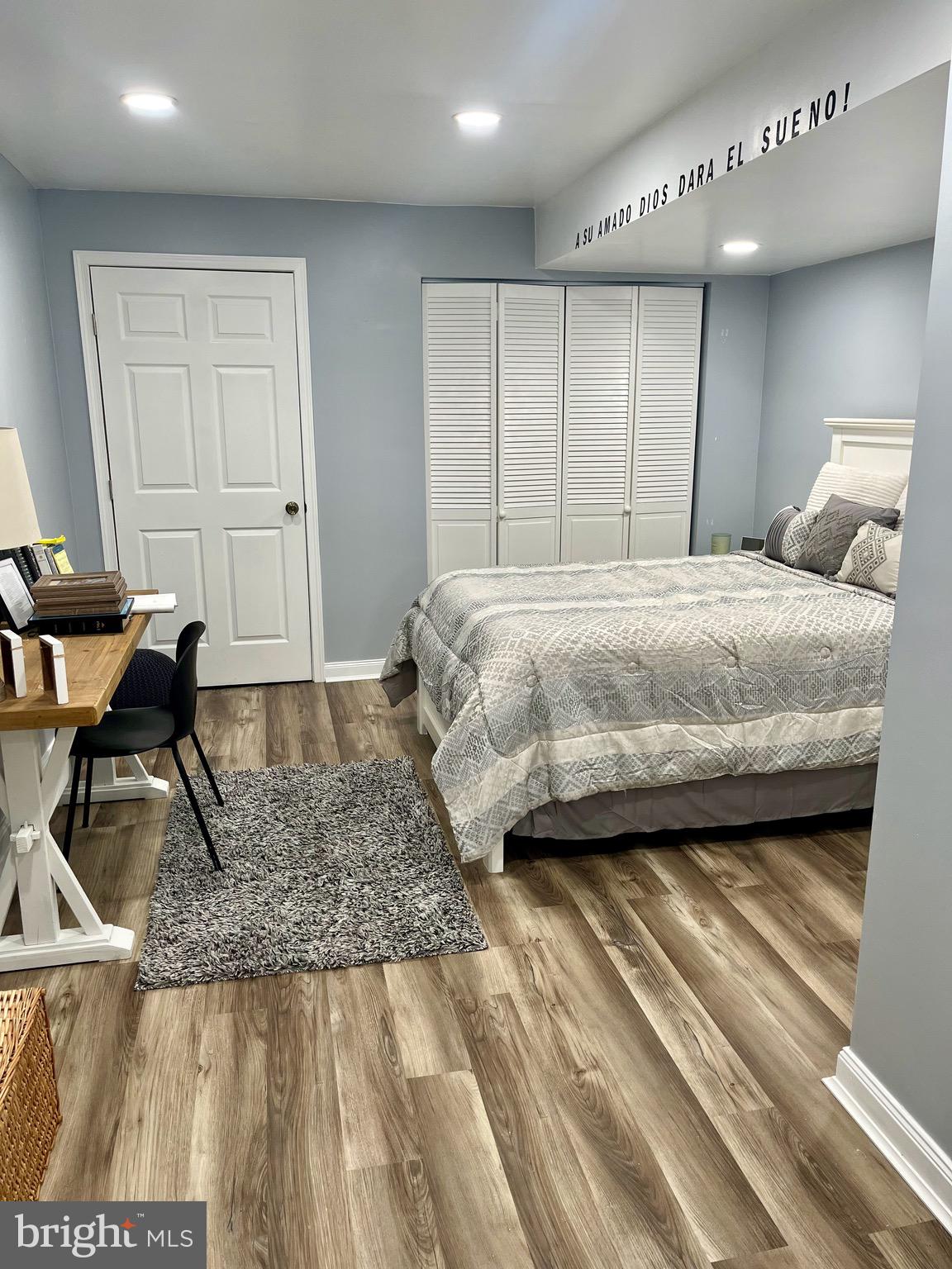 TWIN CREEKS - Residential