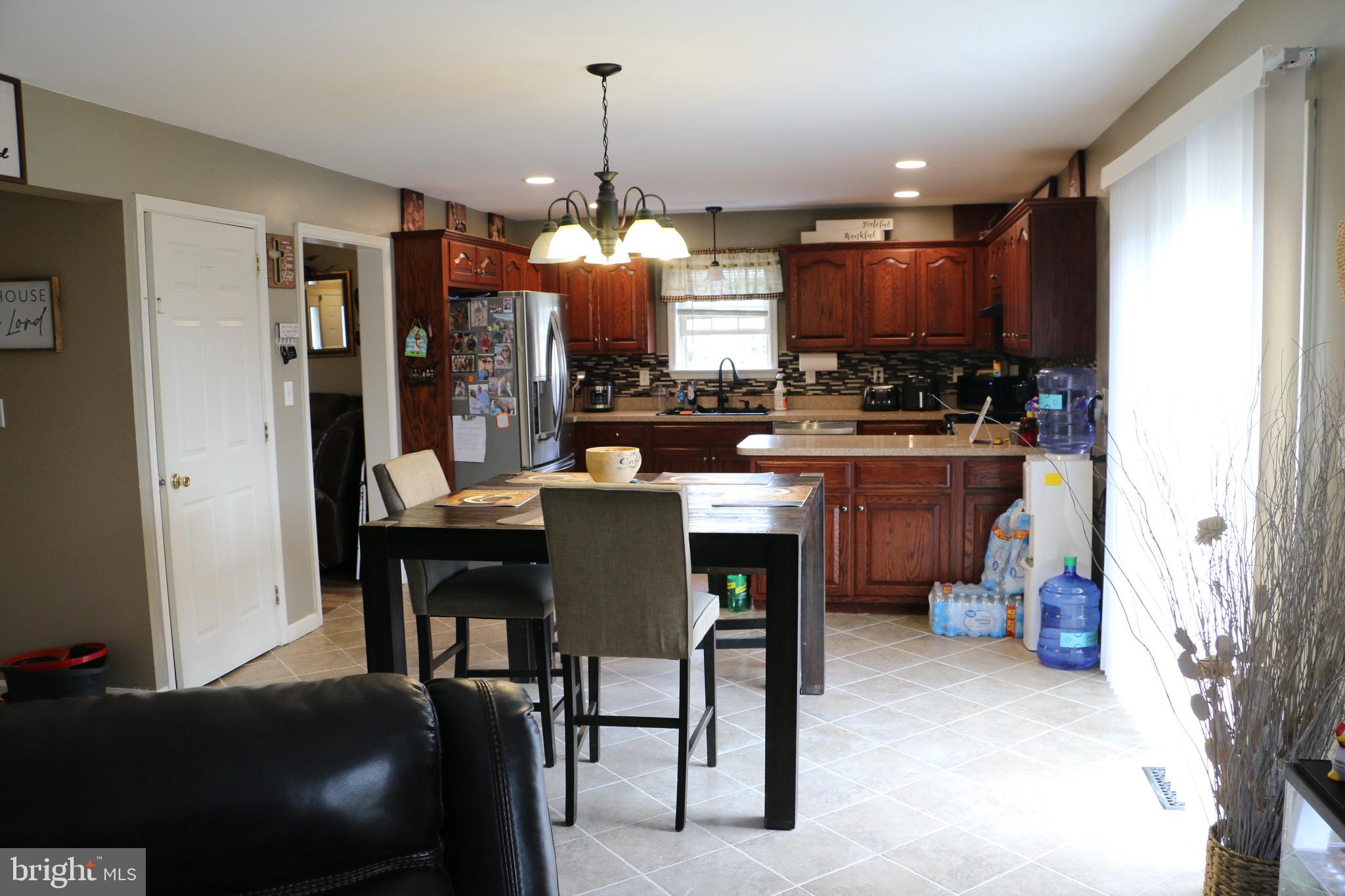 TWIN CREEKS - Residential