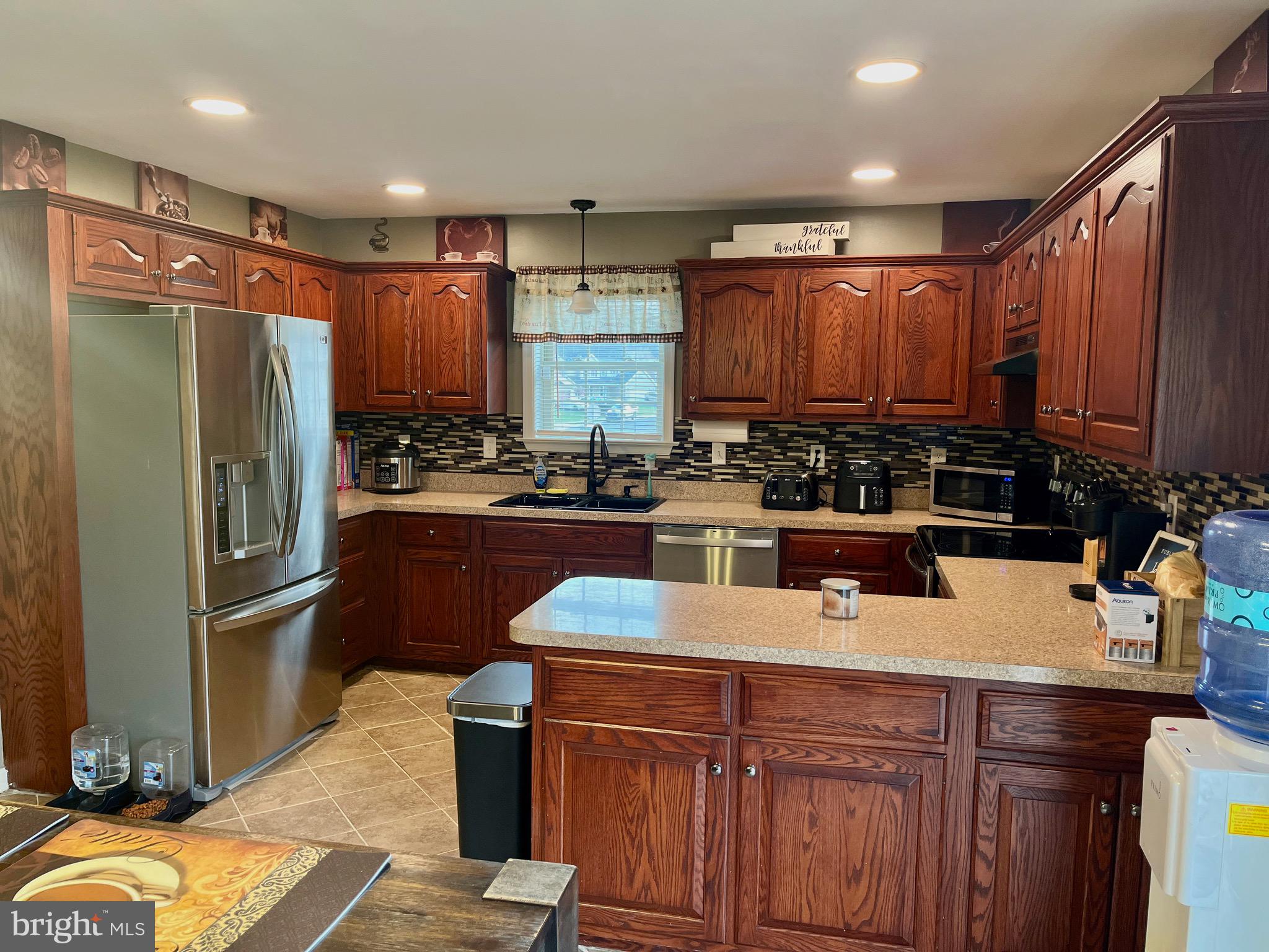 TWIN CREEKS - Residential