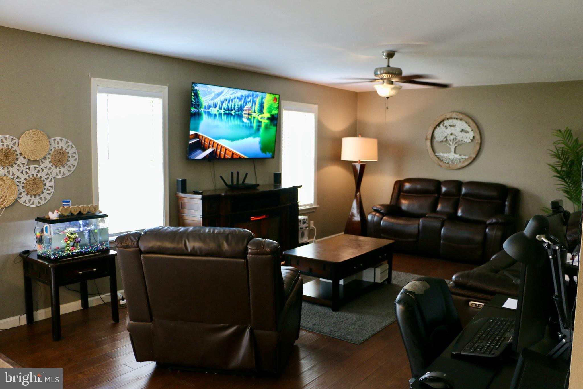 TWIN CREEKS - Residential