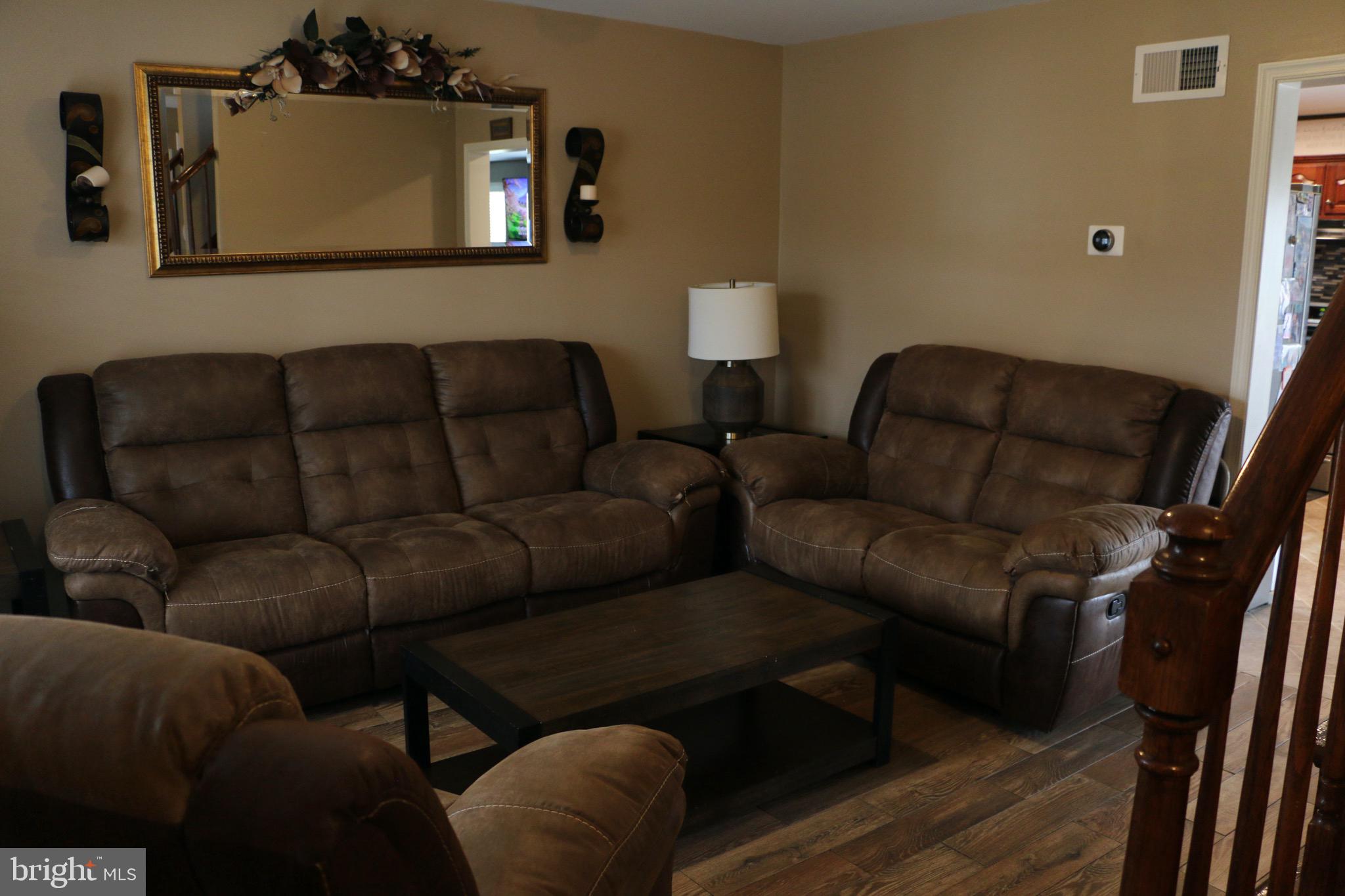 TWIN CREEKS - Residential