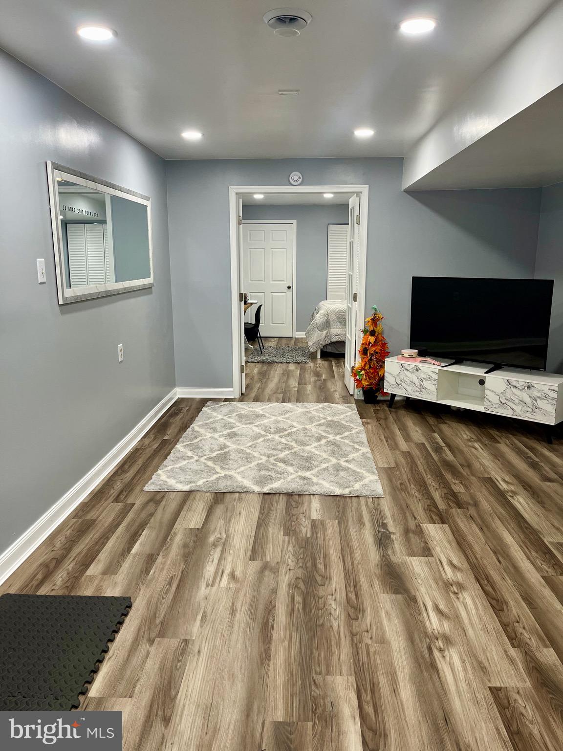 TWIN CREEKS - Residential