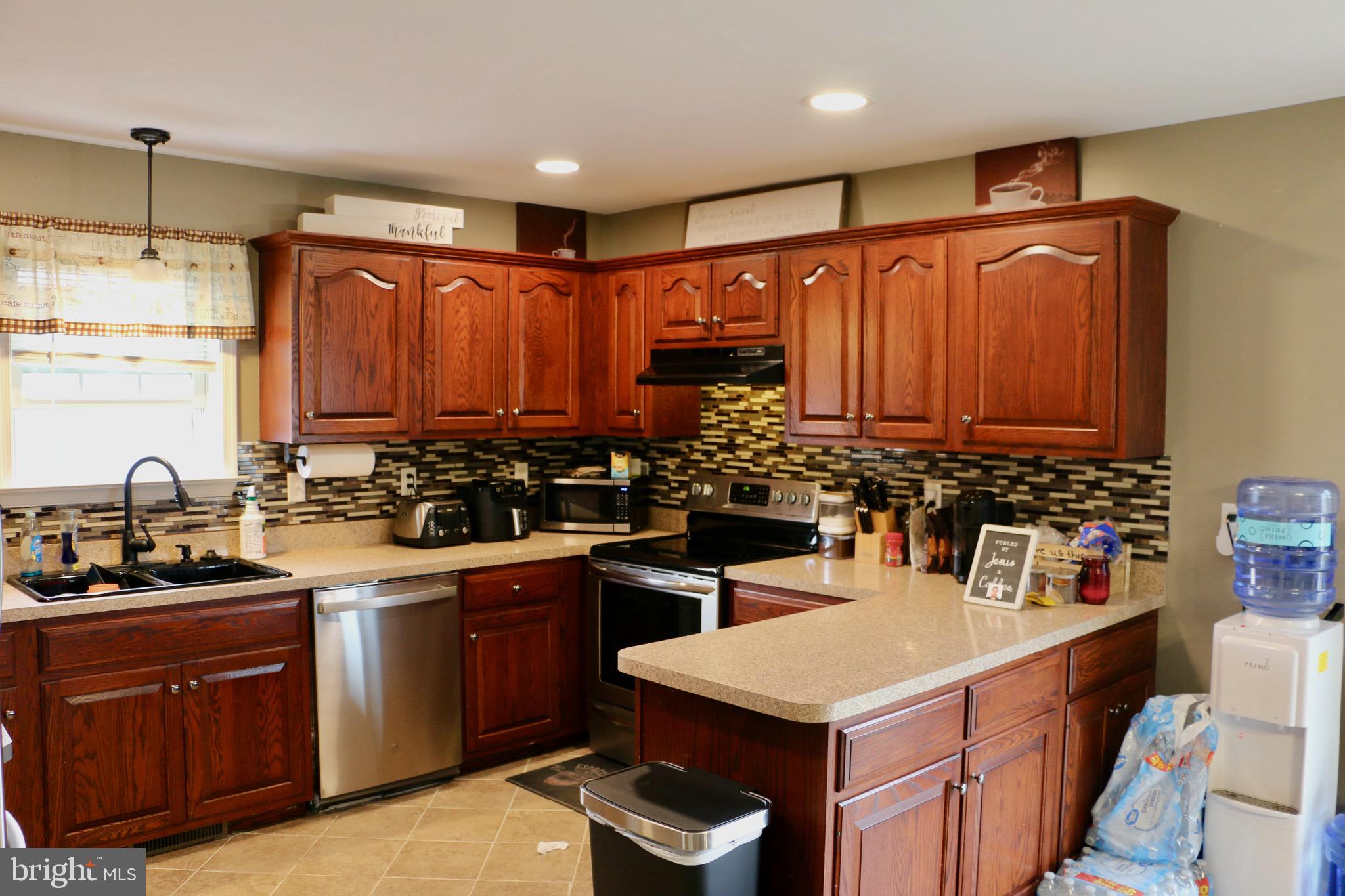 TWIN CREEKS - Residential