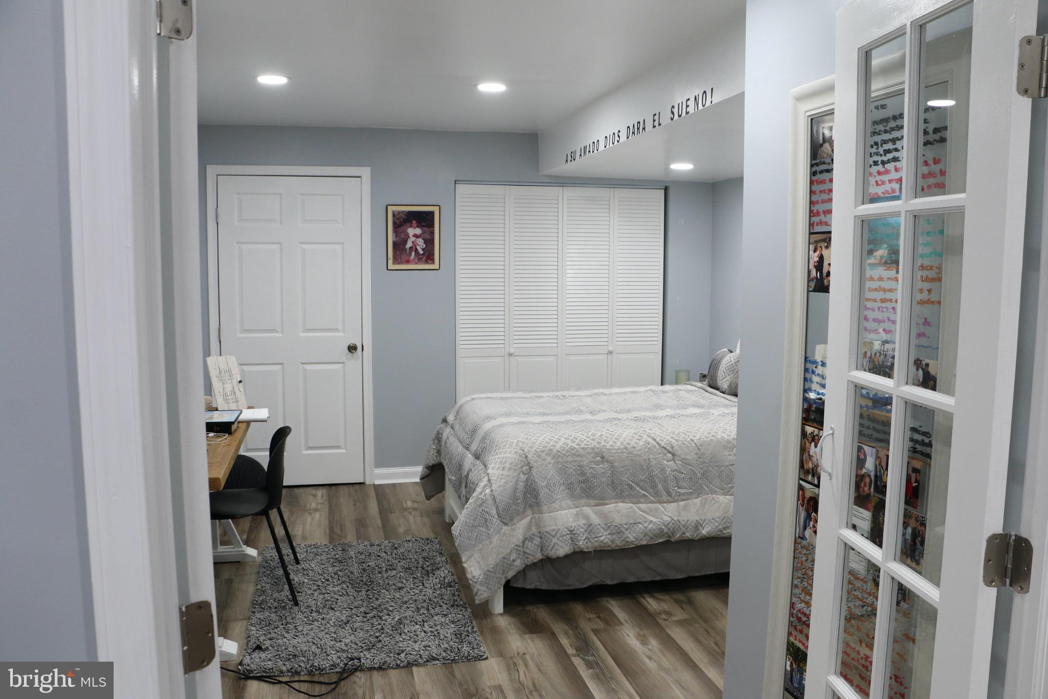 TWIN CREEKS - Residential