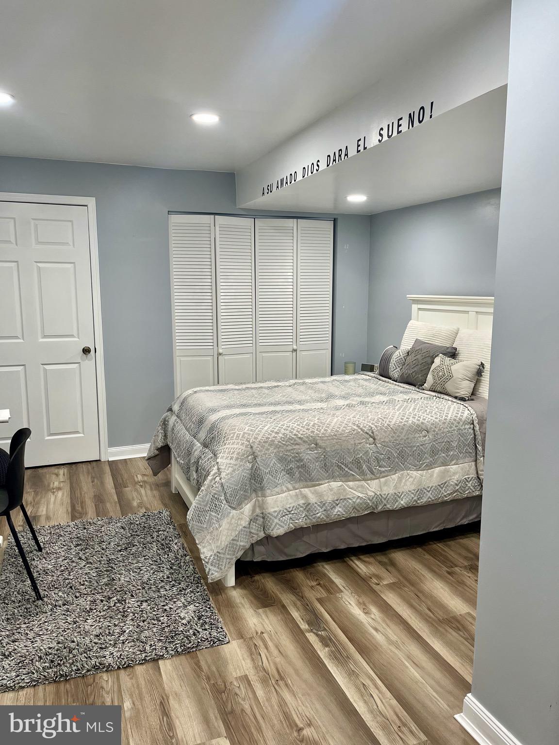 TWIN CREEKS - Residential