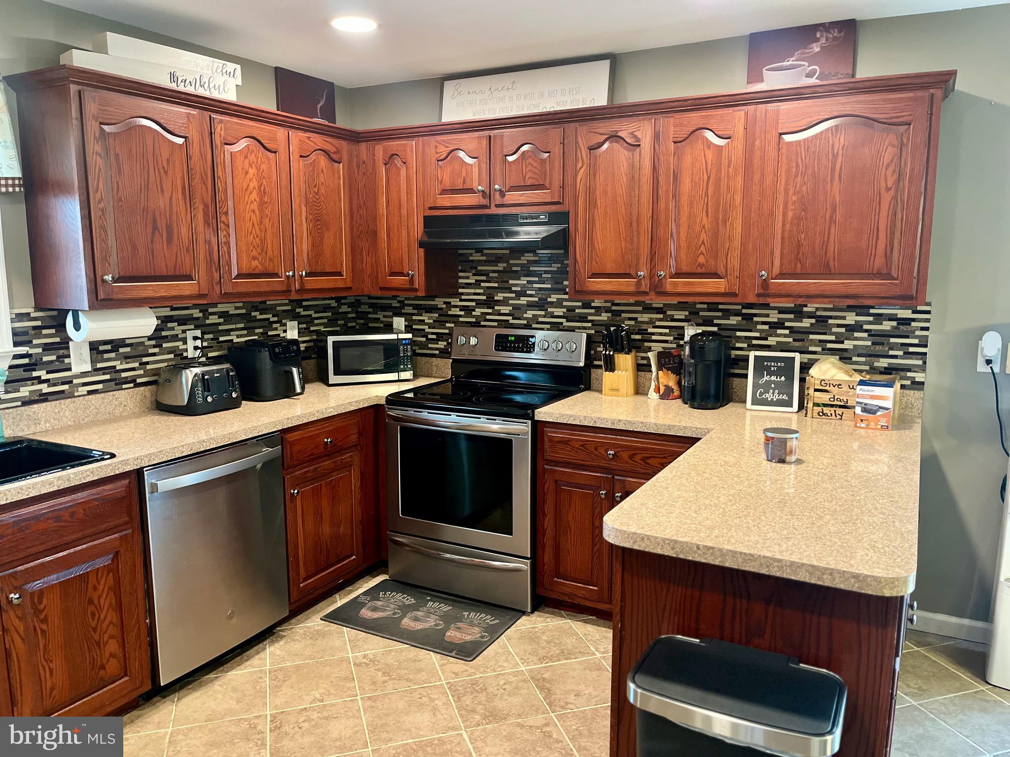 TWIN CREEKS - Residential