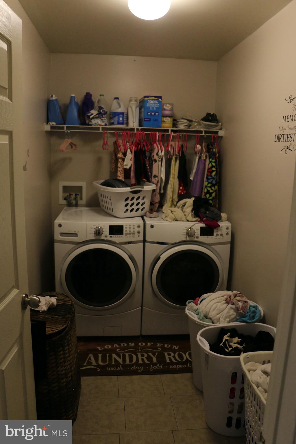 TWIN CREEKS - Residential