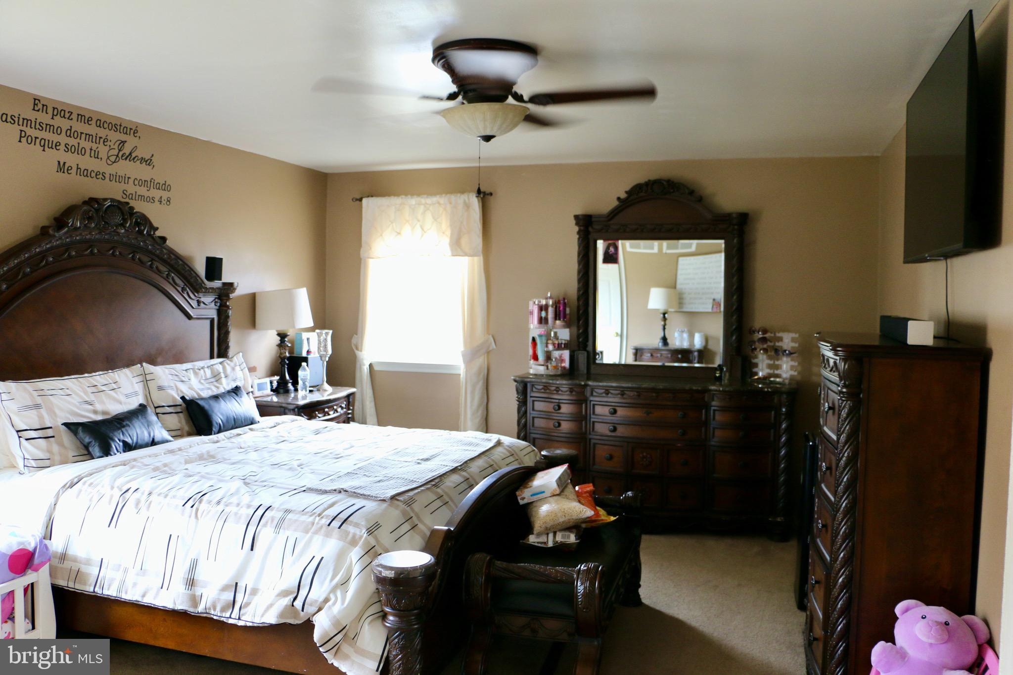 TWIN CREEKS - Residential