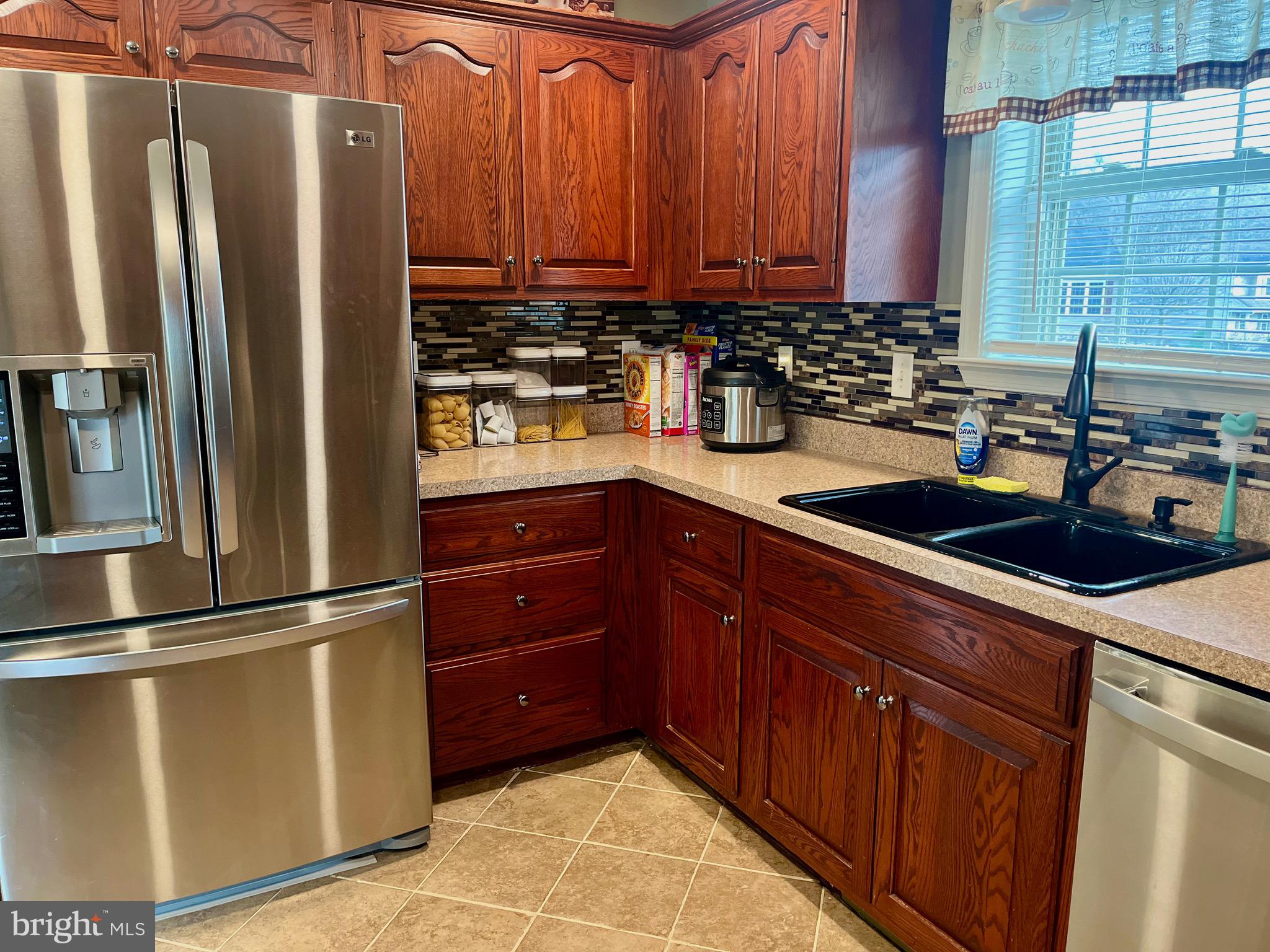 TWIN CREEKS - Residential