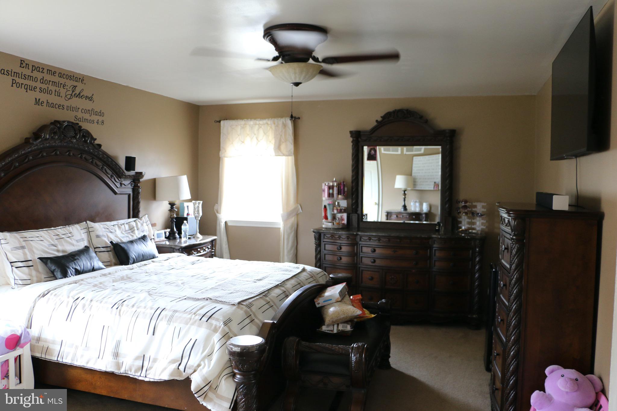 TWIN CREEKS - Residential