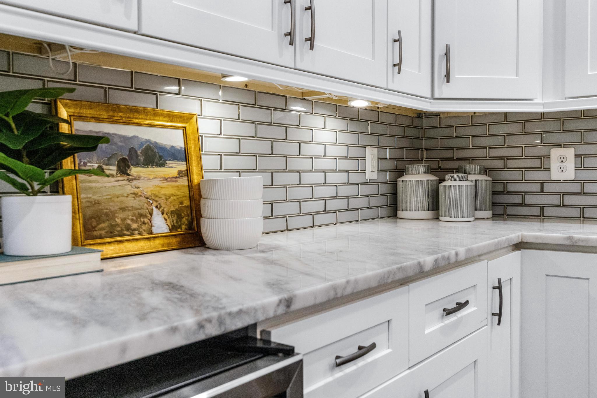 CANTON - Residential Lease