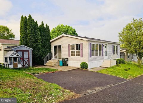 2304 BROWNSVILLE ROAD LOT J-3 FEASTERVILLE TREVOSE PA 19053