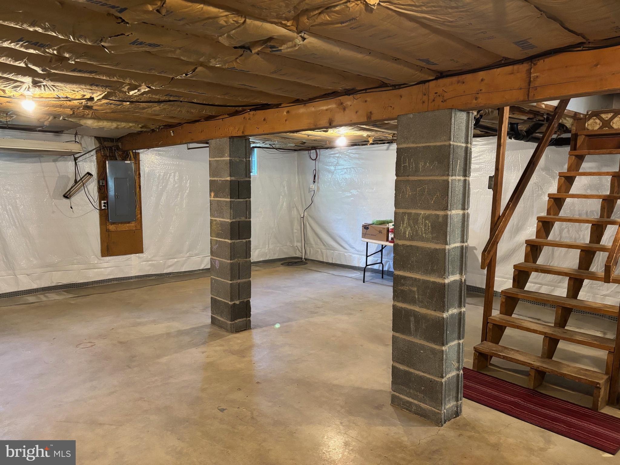 KNOBSVILLE - Residential