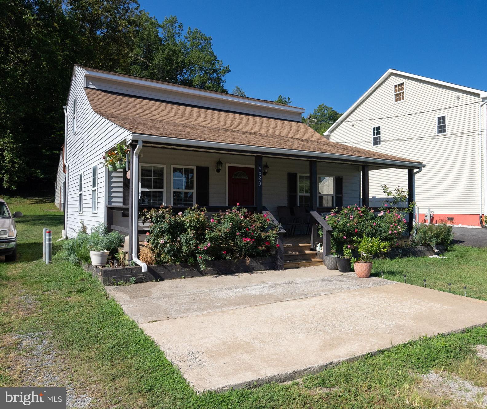4023 WHITE HAVEN DRIVE