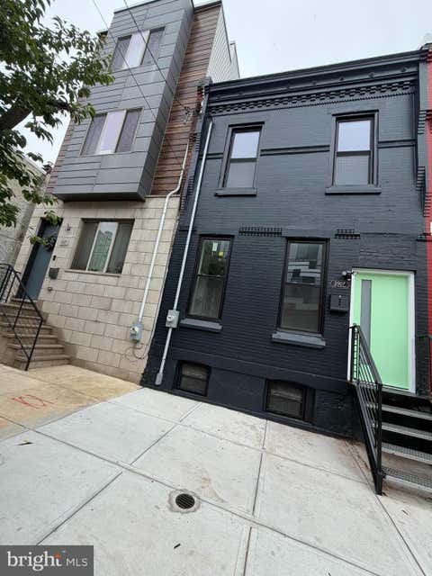 Townhouse For Sale - 2507 W Master Street<br/> PHILADELPHIA, PA 19121