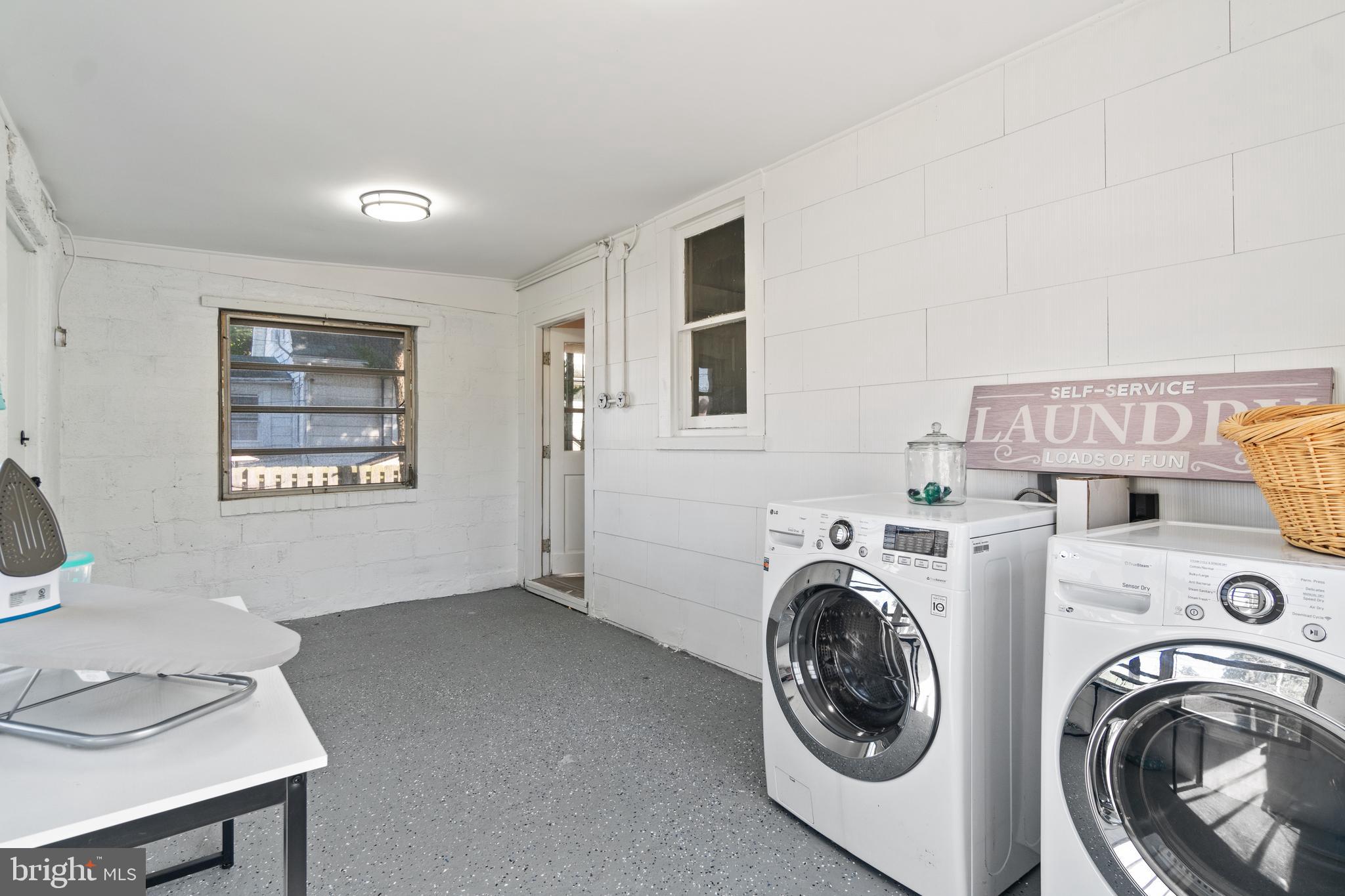 BROOKLYN PARK - Residential