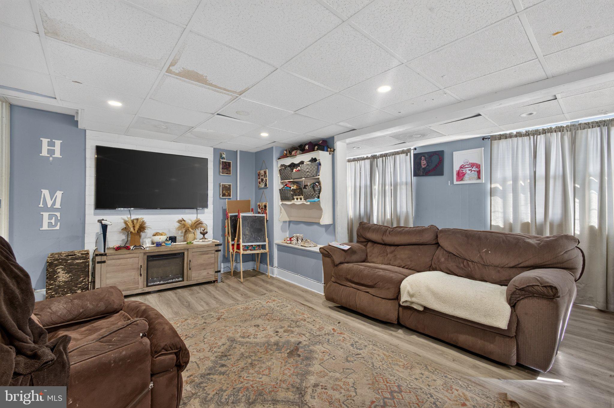 59 W WYOMISSING AVENUE