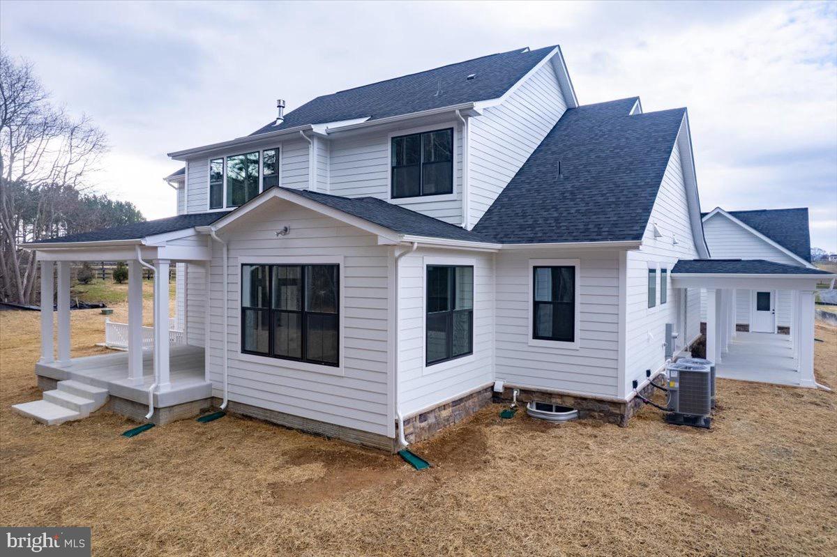 RIVERS EDGE - Residential