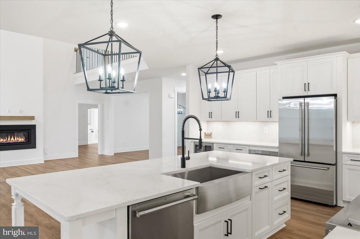 RIVERS EDGE - Residential