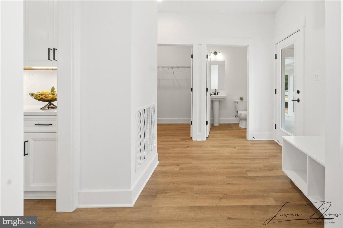 RIVERS EDGE - Residential