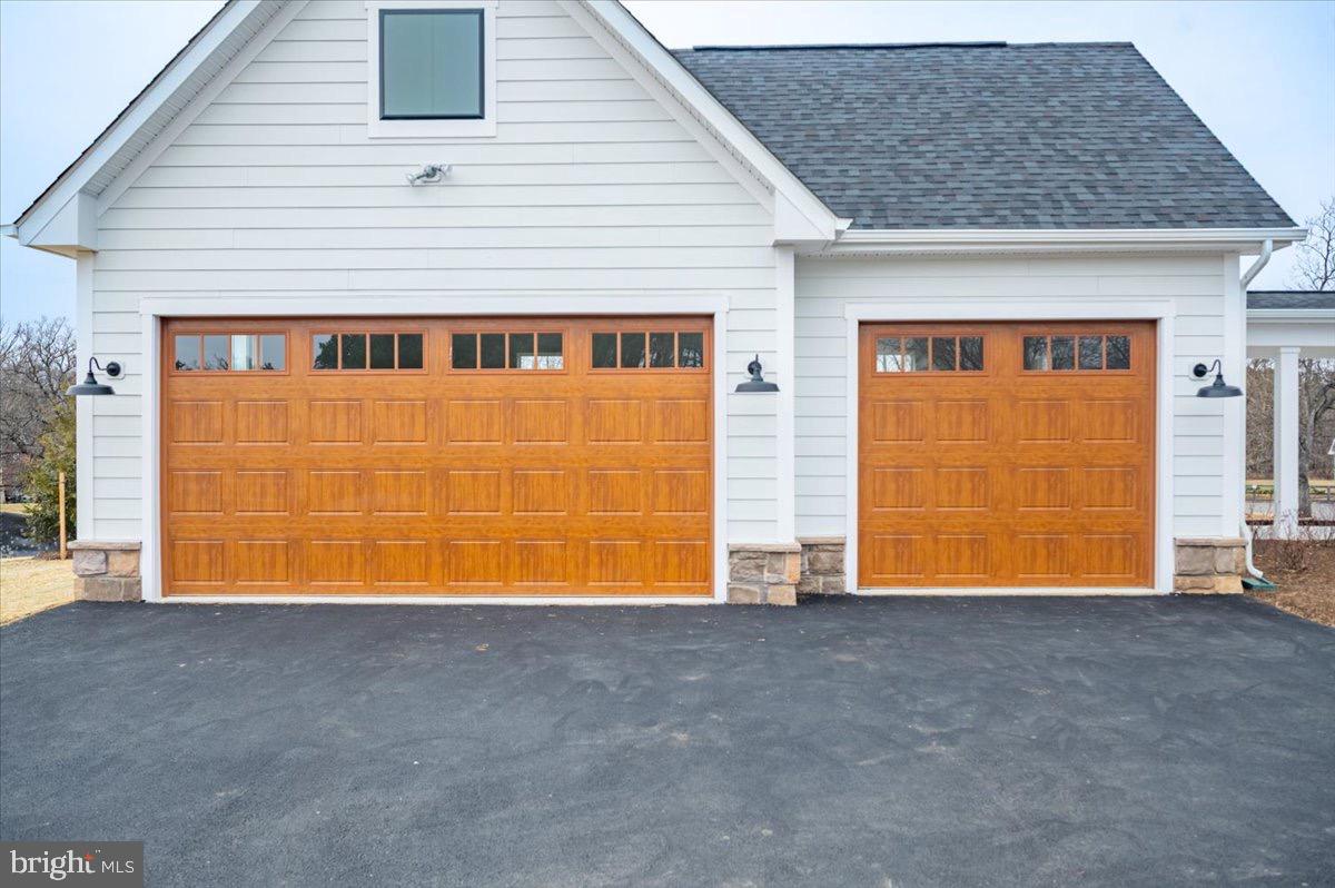 RIVERS EDGE - Residential