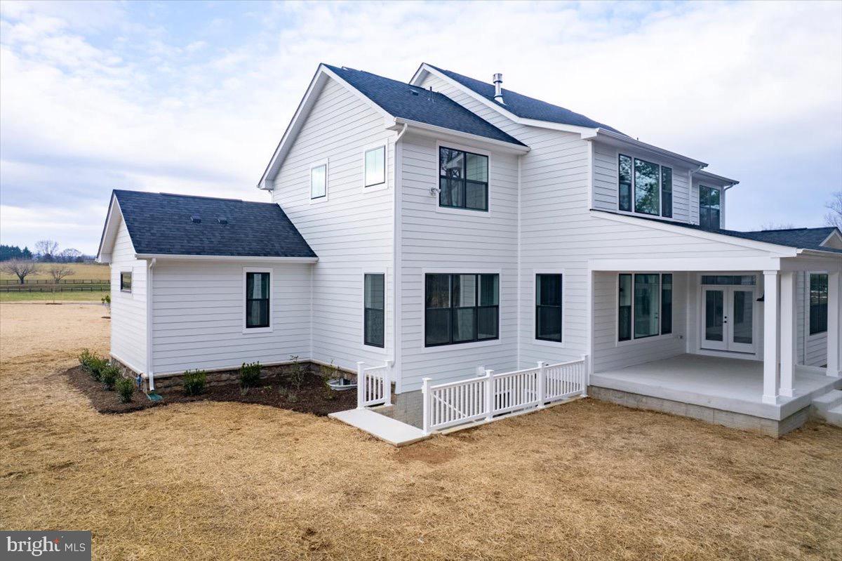 RIVERS EDGE - Residential