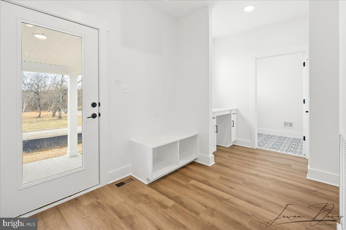 RIVERS EDGE - Residential