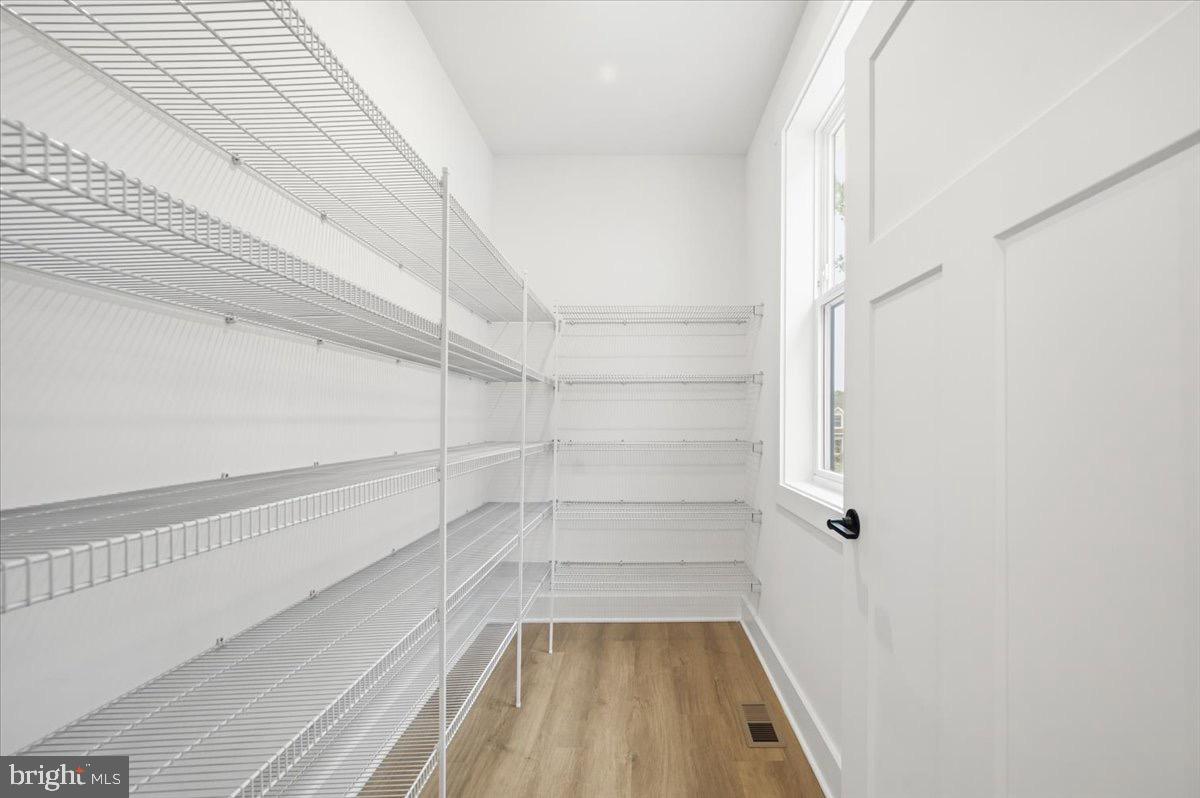 RIVERS EDGE - Residential