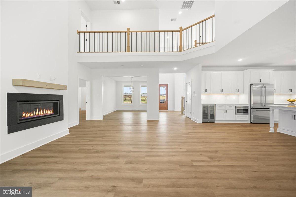 RIVERS EDGE - Residential