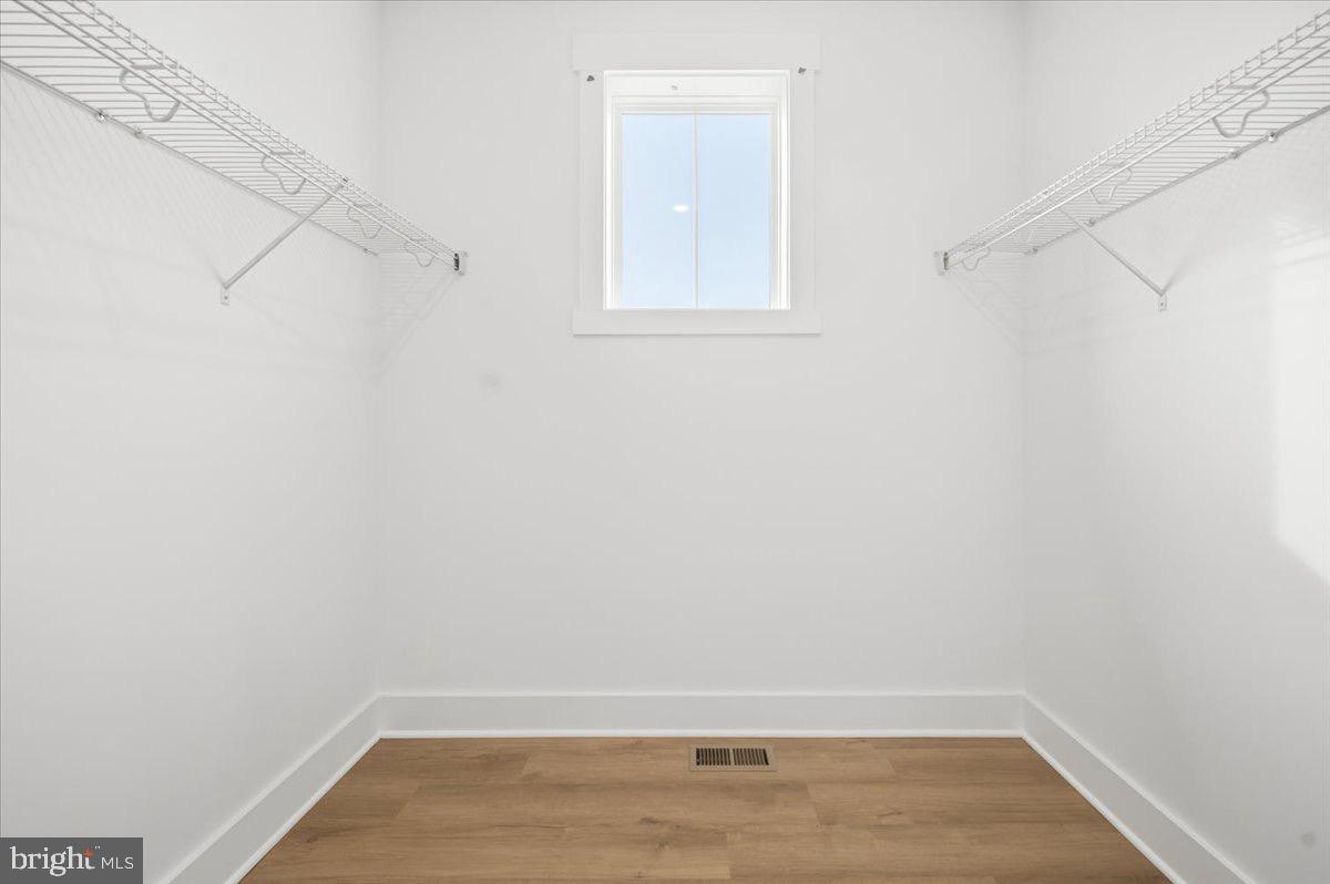 RIVERS EDGE - Residential