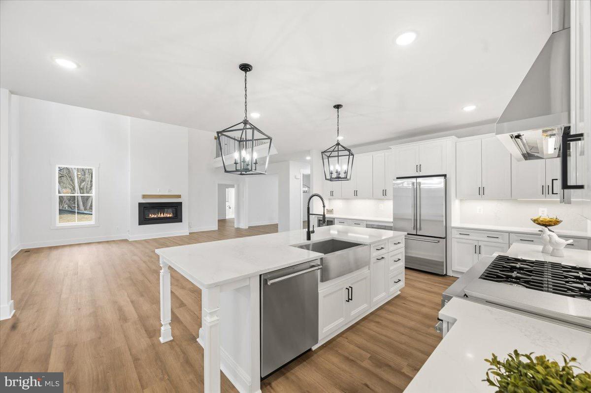 RIVERS EDGE - Residential